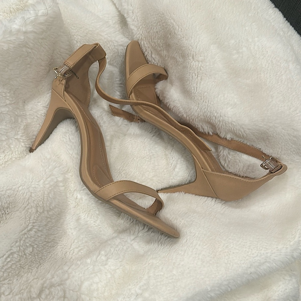 Brand New Lane Bryant Heels size 9W